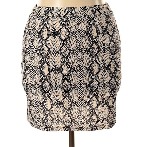 BOOHOO SKIRT Snake Print Mini Skirt Boohoo - Picture 1 of 9